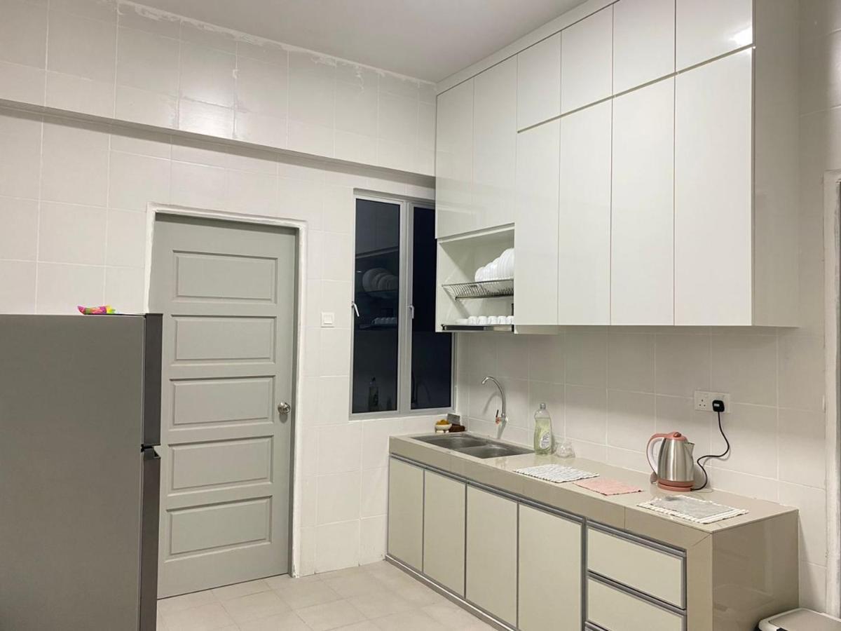 休闲民宿 Leisure Homestay @The Venus Sitiawan Kampong Lumut Kiri Экстерьер фото